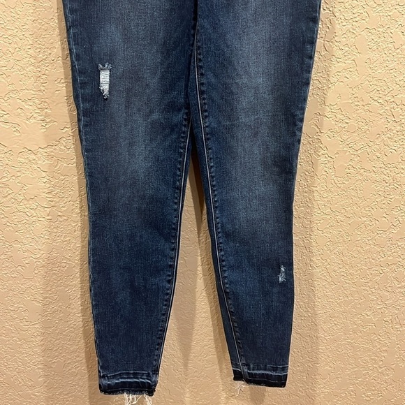 Spanx 20203 Distressed Denim High Rise Elastic Waist Jeggings size Small - Picture 6 of 8